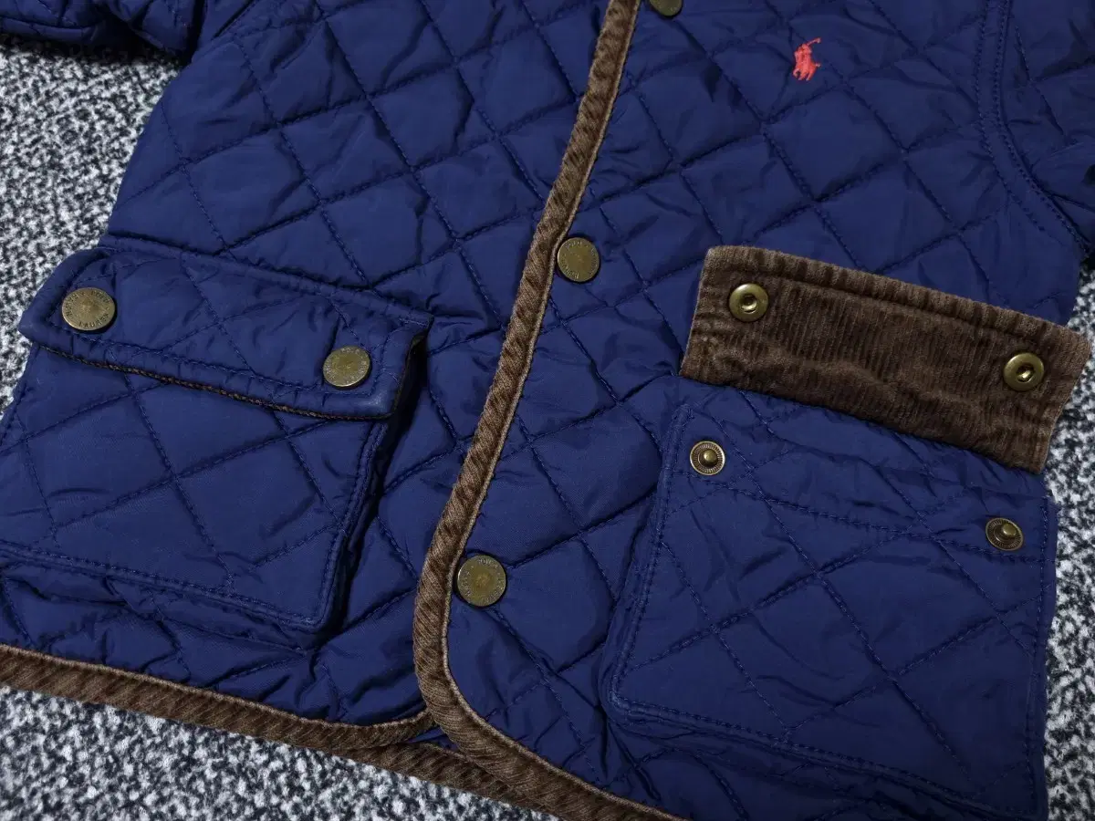 thumbnail-9